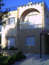 Недвижимость на Северном Кипре. Вилла с тремя спальнями